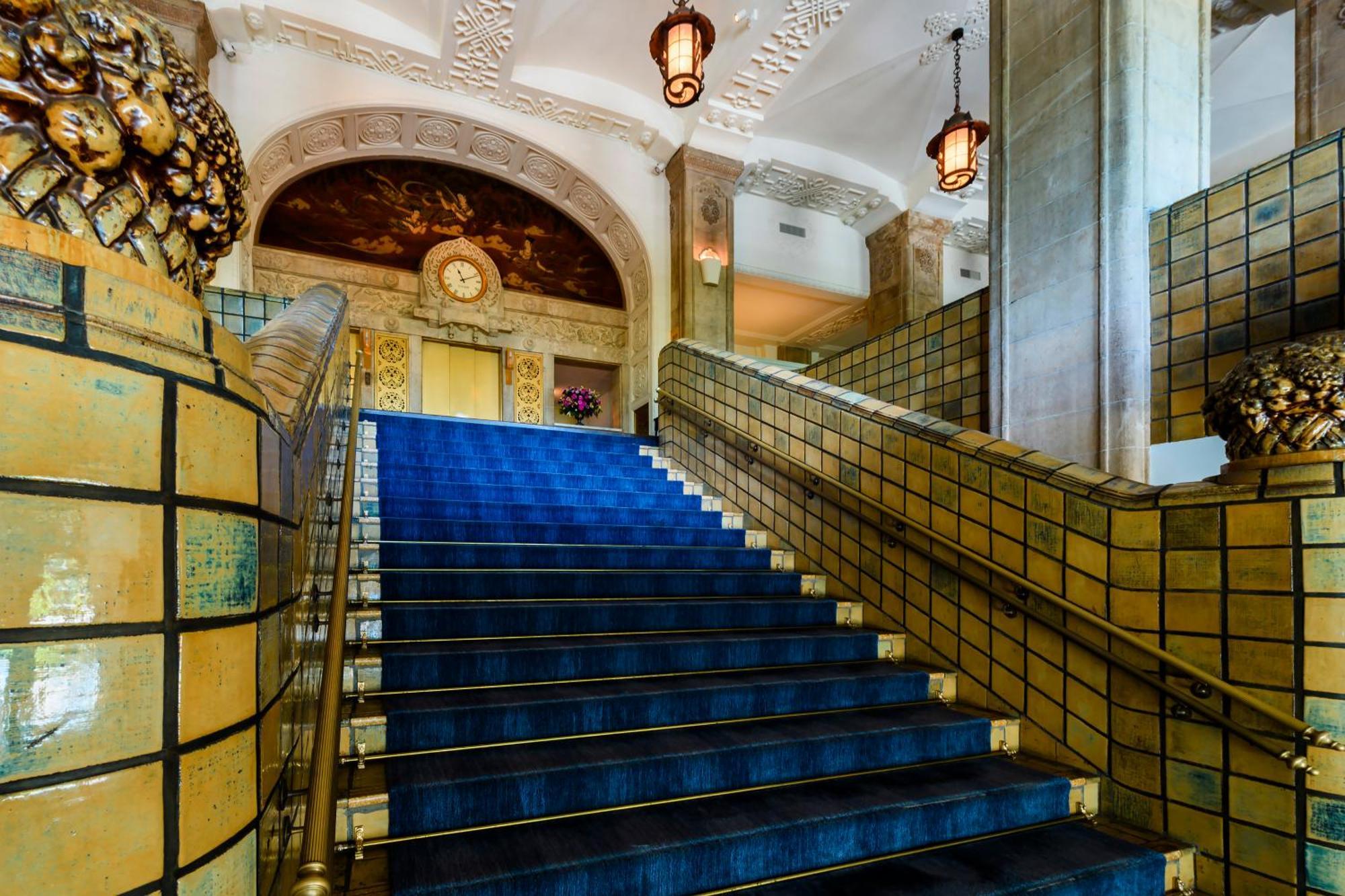 Hotel New Grand Yokohama  Eksteriør bilde The staircase